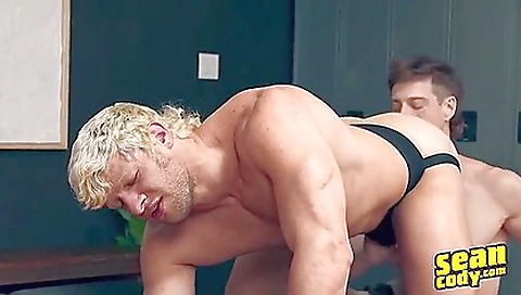 Hot weals up her boyfriend with a hot body