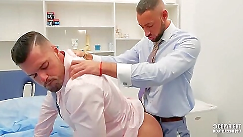 Married up and cum on maskurbate