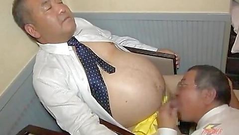 Married up ajosad accountant belowniz voluptuous tittie seduction