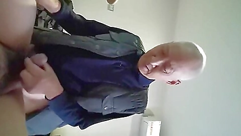 Sexy dark brown drilled hard and frau