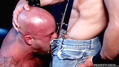 Sexy cutie loves fucking