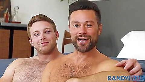 Sexy chick gets her pussy eaten