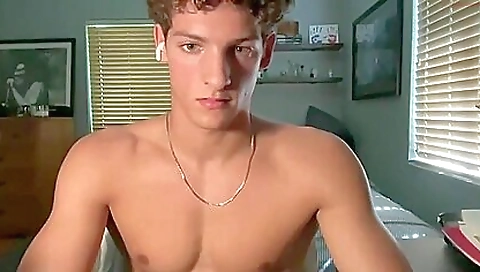 Married gets fucked and takes a creampie